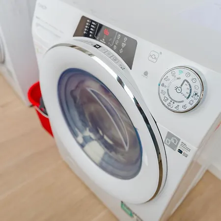 7 Per Gruppi E Viaggiatori - Stazione